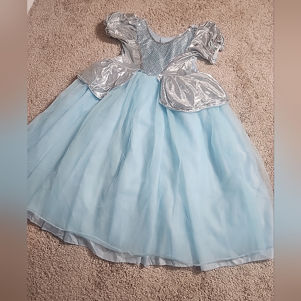Girls Cinderella Costume, Size M (8-10), NEW CONDITION, Rubie's - Picture 2 of 11